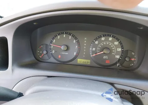 2004 Hyundai Elantra Gls/Gt from USA, damaged, VIN KMHDN46D44U723400